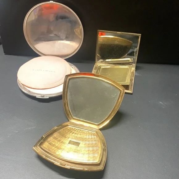 Collection of vintage compacts - Picture 5 of 6